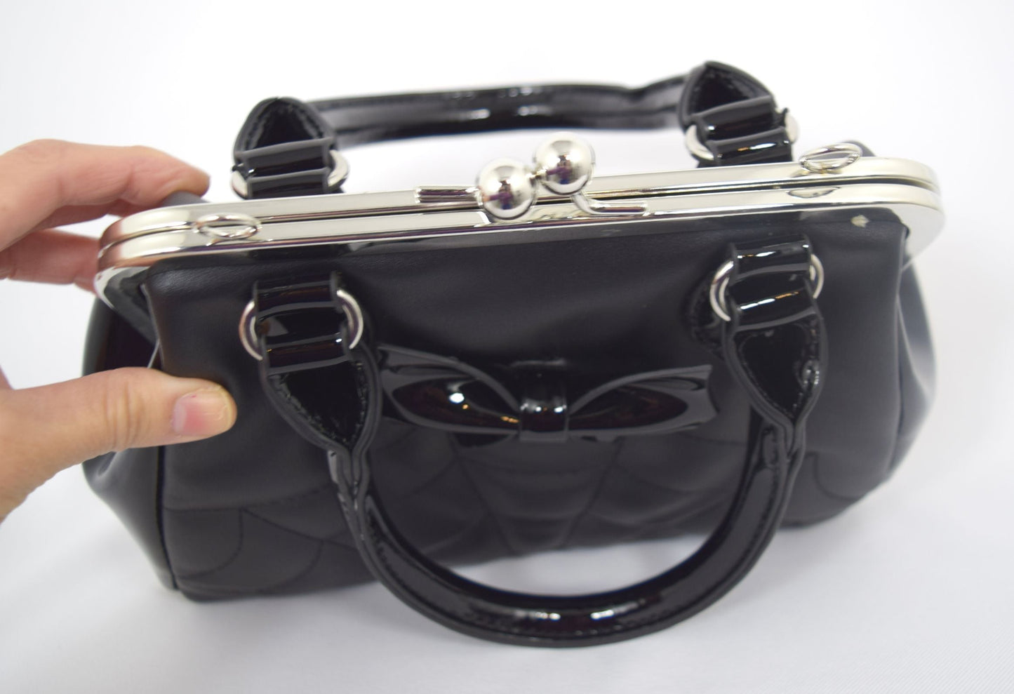 Accessories Gothic Glam Bat Bow and Spider Web Black Kiss-Lock Purse