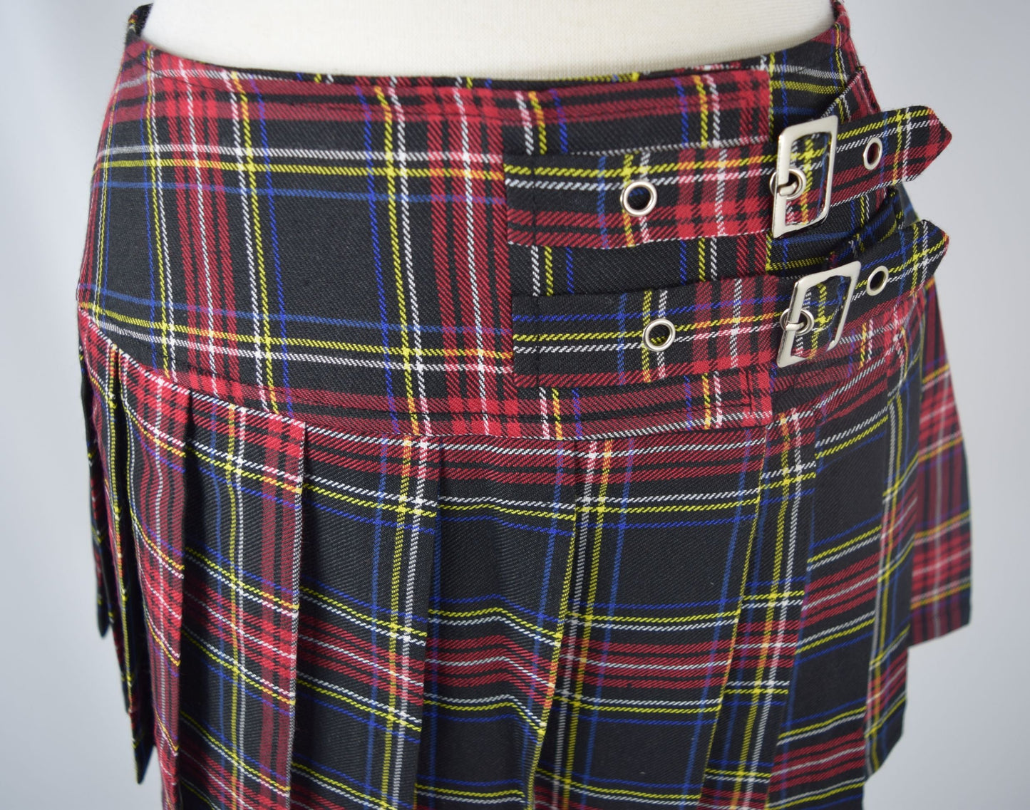Bottoms Lost Queen Dark Doll Punk Rock Goth Black Tartan Plaid Pleated Mini Skirt