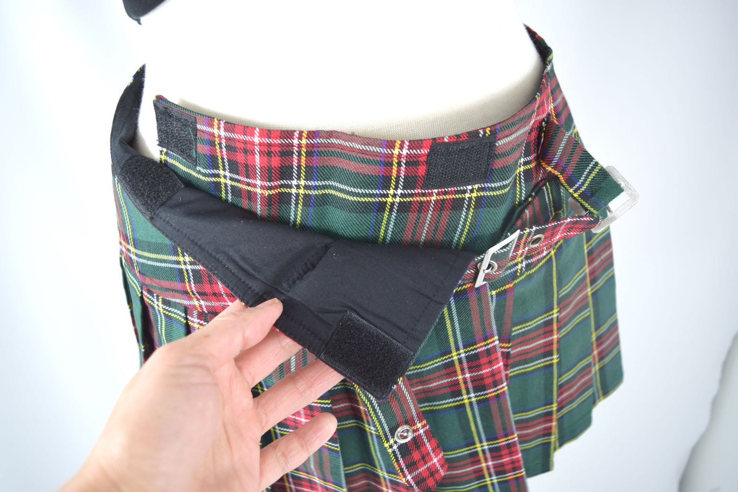 Bottoms Lost Queen Dark Doll Punk Rock Goth Green Tartan Plaid Pleated Mini Skirt