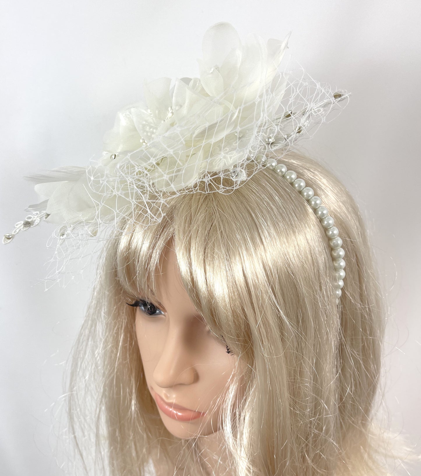 Victorian Vintage Bridal Flower White Feather Lace Net Fascinator with Pearl Headband