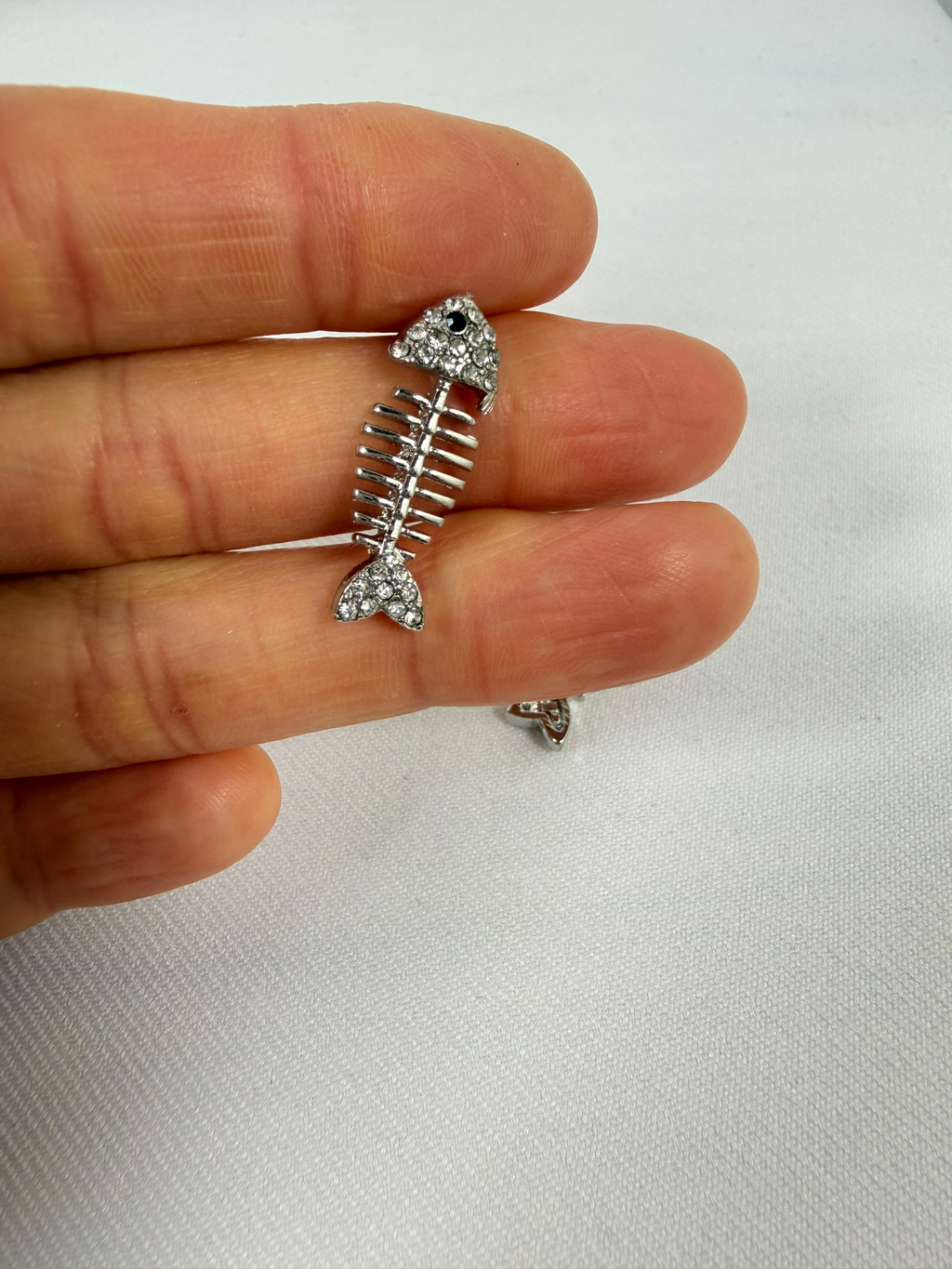 Fishbone Skeleton Fish Earrings Silver Crystal Rhinestone Gothic Post Stud Y2K - Skelapparel
