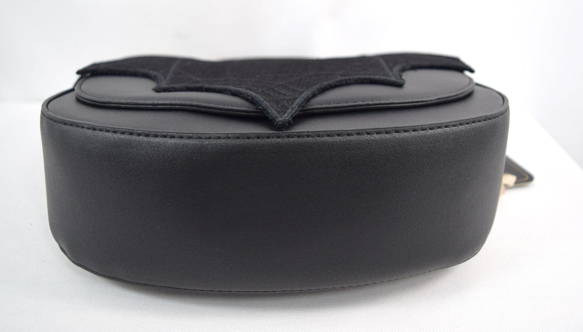 Accessories Lost Queen Bat Lace detail Bellatrix Small Crossbody Purse