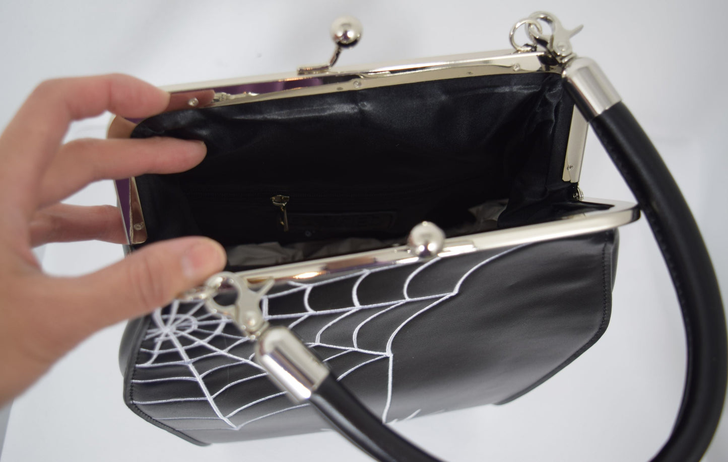 Accessories Lost Queen Spider Kellie Coffin Kisslock Classic Gothic Handbag