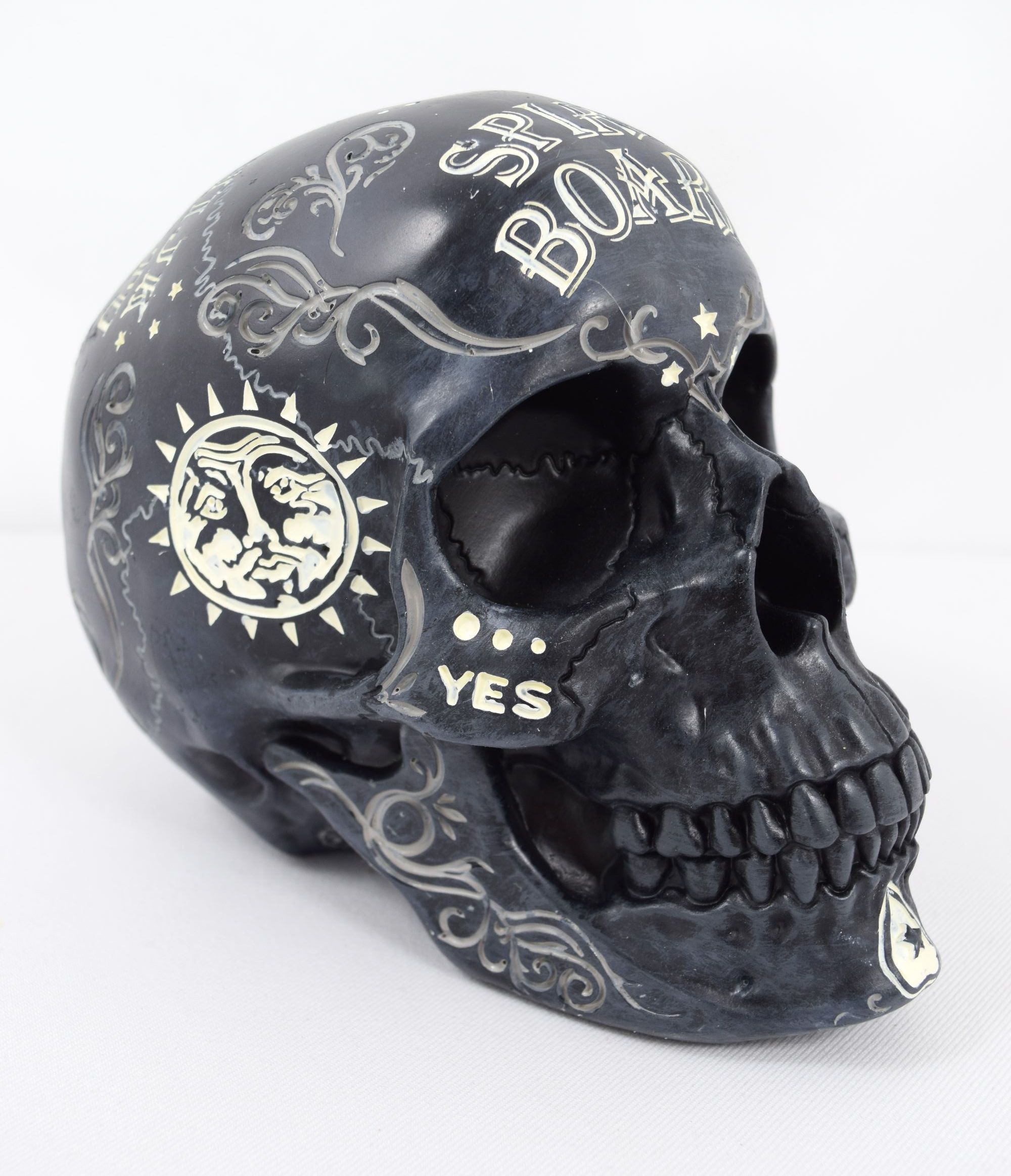 Spirit Board Skull Figurine – Gothic Black Resin Occult Head
