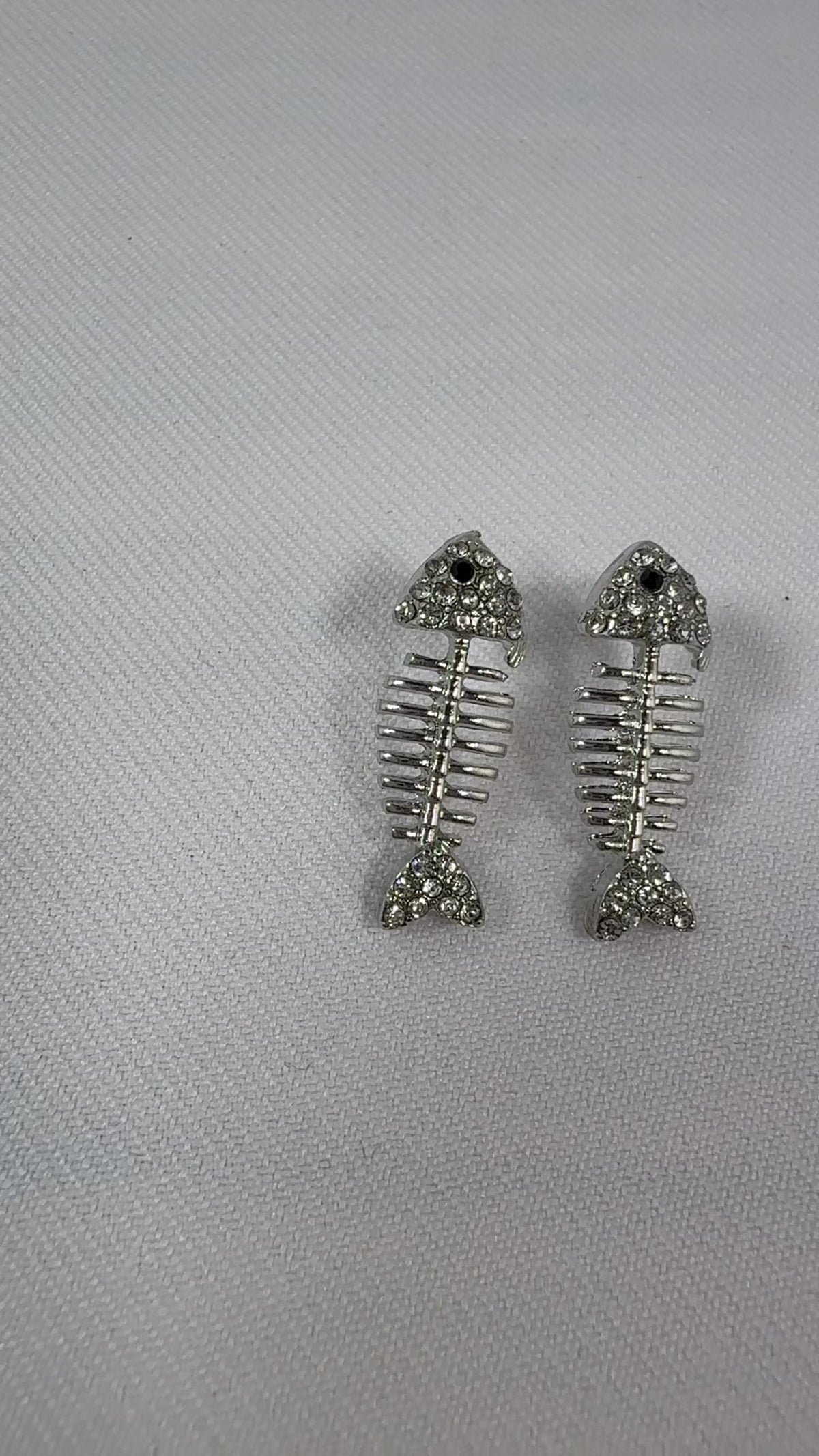 Fishbone Skeleton Fish Earrings Silver Crystal Rhinestone Gothic Post Stud Y2K