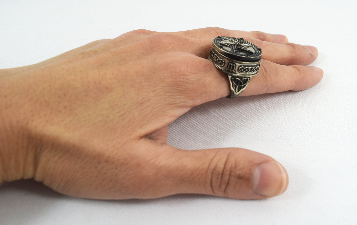 Accessories Restyle Gothic Locket Ring Pentagram Ring Round Ring with Secret Compartment