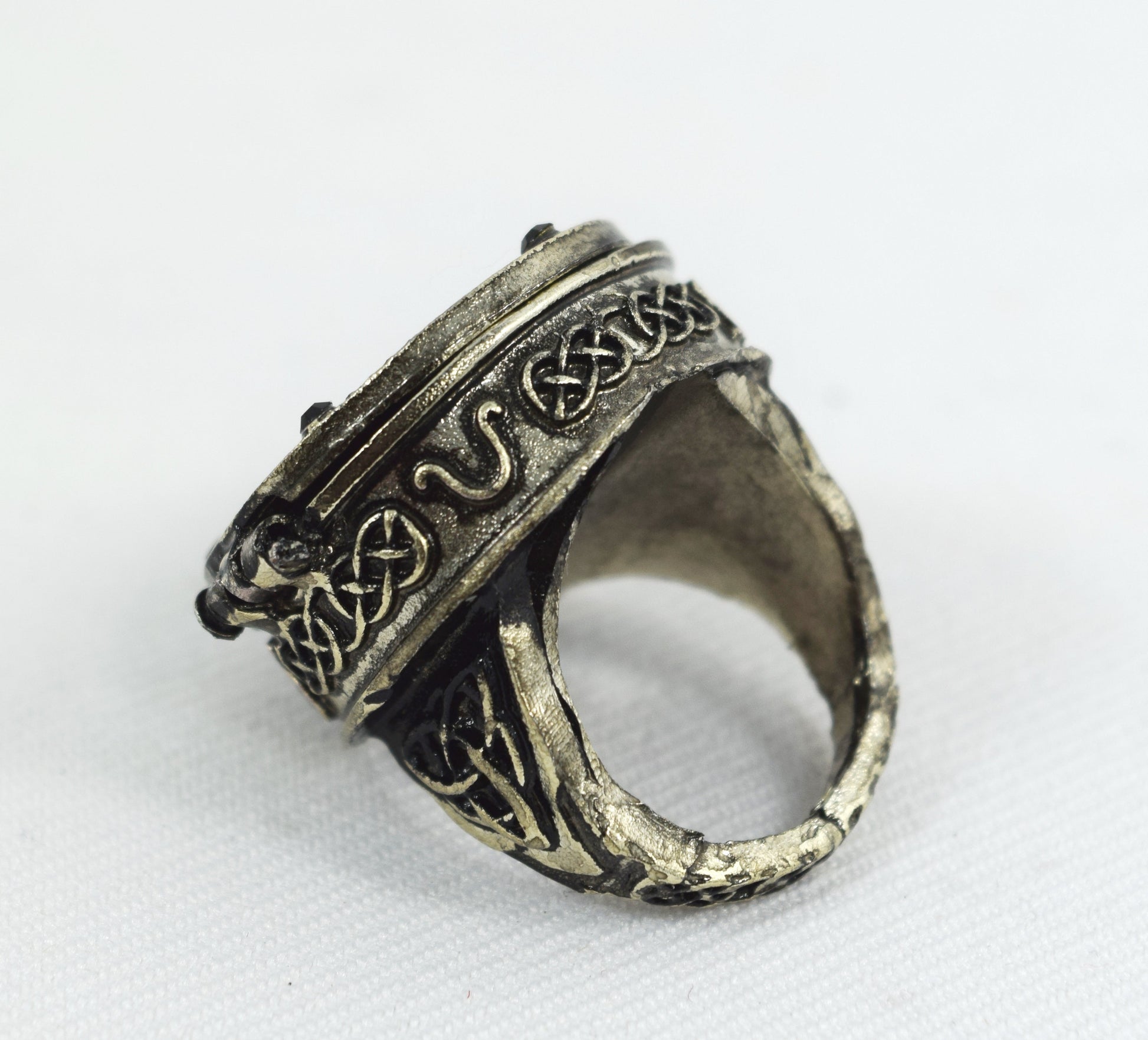 Accessories Restyle Gothic Locket Ring Pentagram Ring Round Ring with Secret Compartment