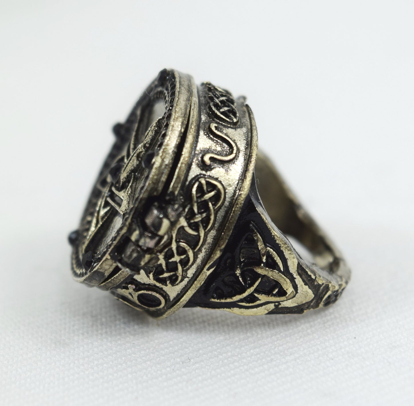 Accessories Restyle Gothic Locket Ring Pentagram Ring Round Ring with Secret Compartment