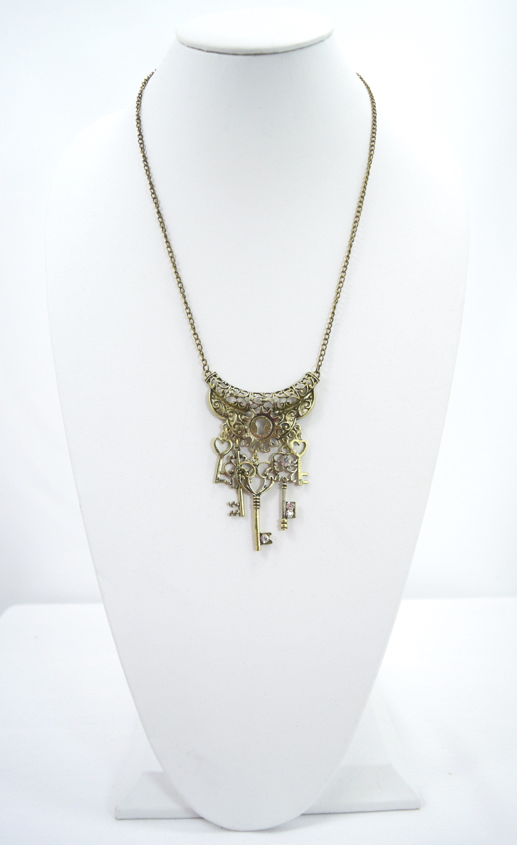 Accessories Steampunk Vintage Key To Your Heart Antique Keys and Cog Charm Pirate Keys Necklace