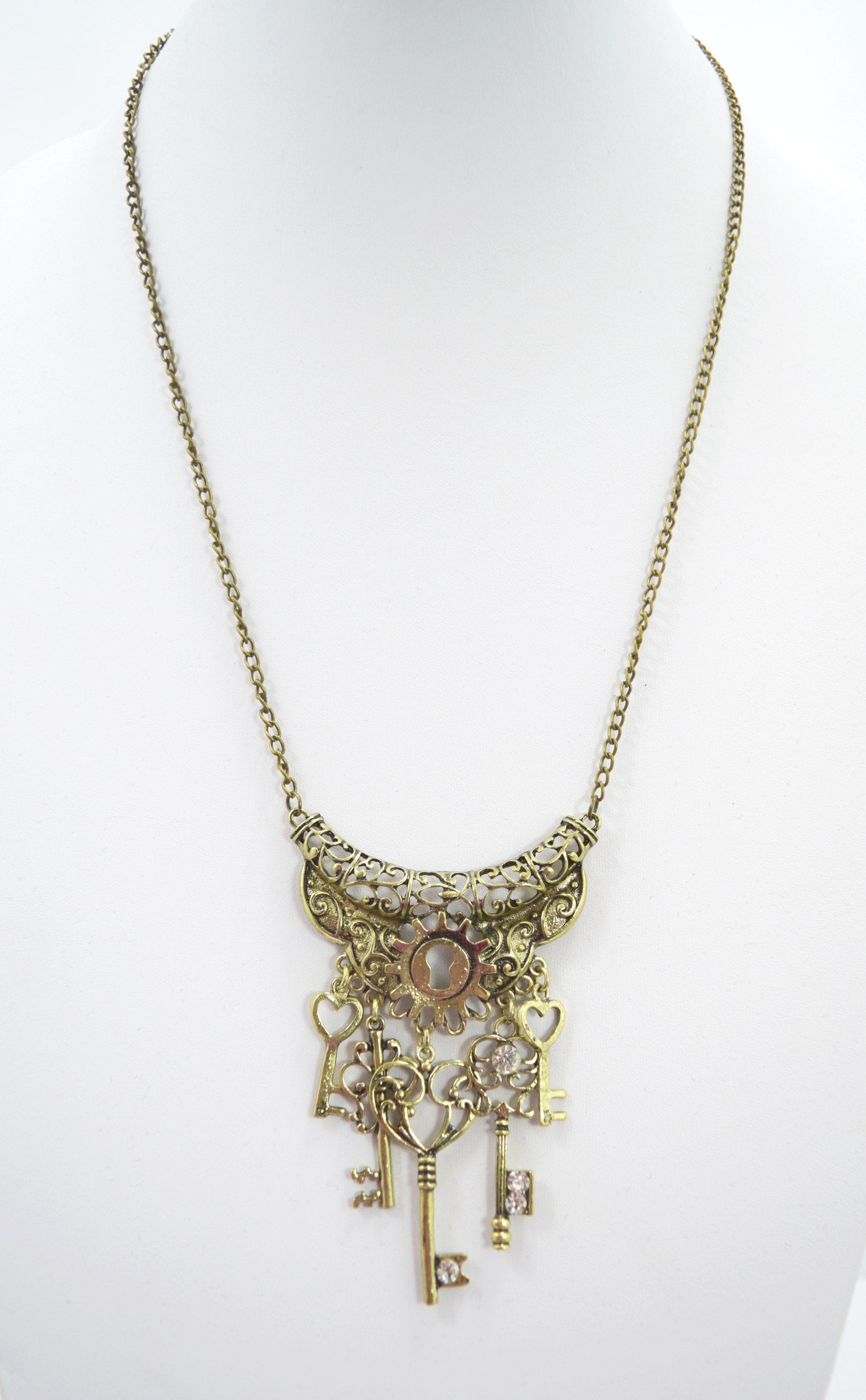 Accessories Steampunk Vintage Key To Your Heart Antique Keys and Cog Charm Pirate Keys Necklace