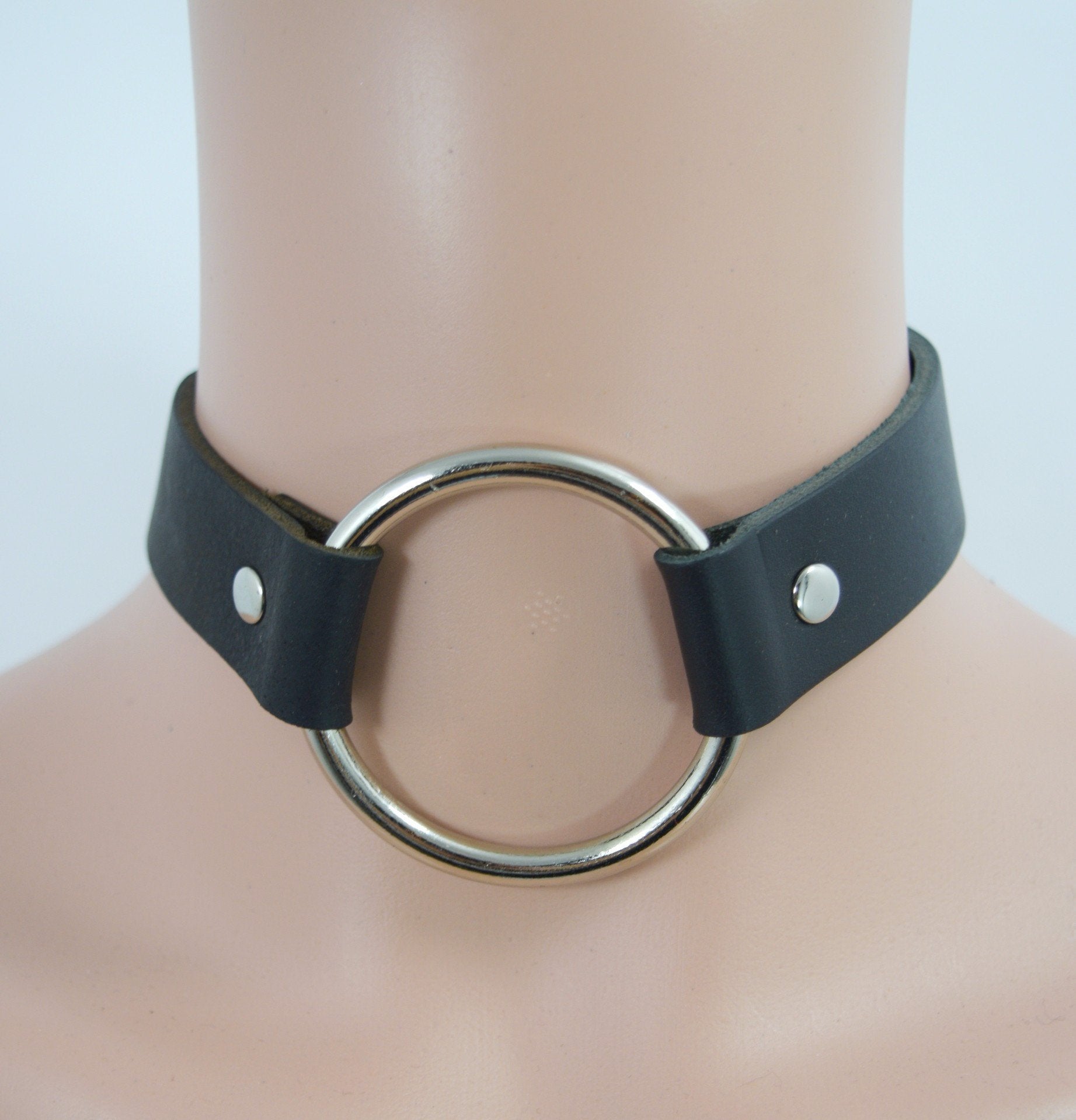 Jewellery SO-Oring Gothic Emo Punk Rock O-Ring and studs Black Leather Choker Necklace