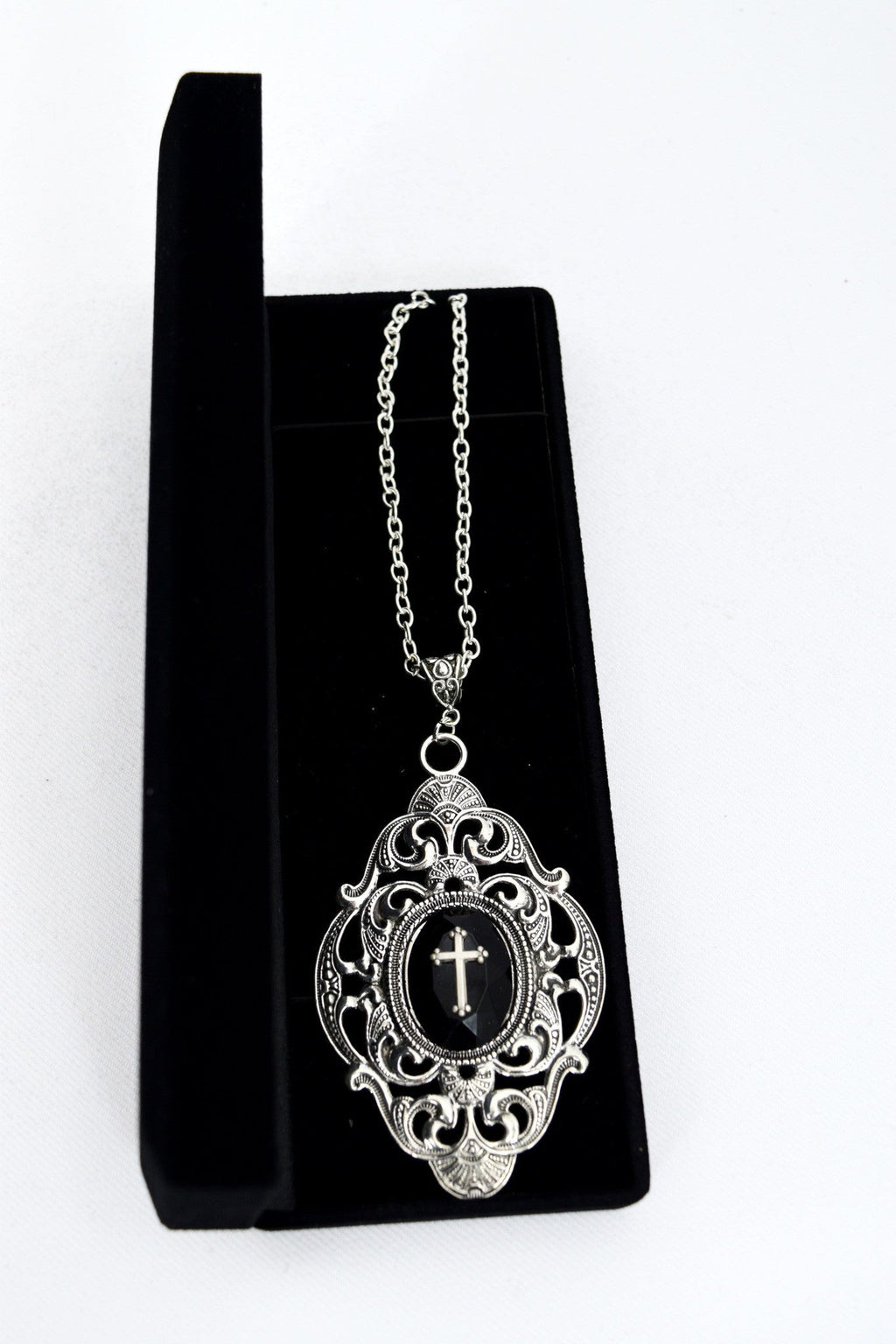 Jewellery Gothic Victorian Dark Beauty Black Faceted Onyx pendant Necklace